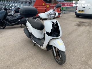 Location: Mitcham - 2016 YAMAHA XC 115 S DELIGHT Scooter REG: LS16XUL, Keys: No, MOT Expiry date: 20/10/2022, 115 Petrol, AUTOMATIC, Former Keepers: 8