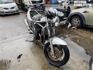 Location: Mitcham - 2002 SUZUKI GSF 600S K2 Motorcycle REG: GU52XCJ, Keys: No, MOT Expiry date: 26/04/2024, 600 Petrol, MANUAL, Former Keepers: 7