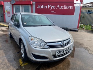 Location: Hull - 2008 VAUXHALL ASTRA BREEZE 5 Door Hatchback REG: SH58YCR, Keys: Yes, MOT Expiry date: 26/02/2026, 1598 Petrol, 5 Speed Manual Petrol, Former Keepers: 5