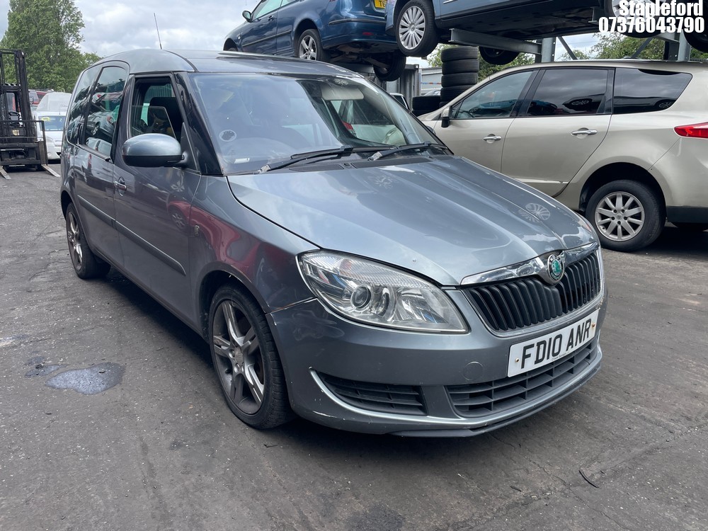 Location: Stapleford - 2010 SKODA ROOMSTER SE TDI CR 105 MPV REG: FD10ANR, Keys: Yes, MOT Expiry date: 10/04/2026, 1598 Diesel, 5 Speed Manual Diesel, Former Keepers: 7