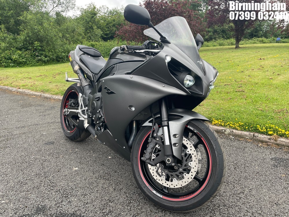 Location: Birmingham - 2009 YAMAHA YZF R1 09 Motorcycle REG: YD59VFK, 998 Petrol,, Former Keepers: 2, Keys: Yes, MOT Expiry date: 29/07/2026