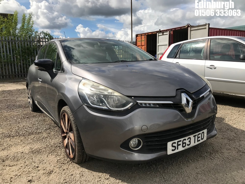 Location: Edinburgh - 2013 RENAULT CLIO D-QUE S M-NAV NRG TC 5 Door Hatchback REG: SF63TEO, Keys: No, MOT Expiry date: 06/11/2025, 899 Petrol, 5 Speed Manual Petrol, Former Keepers: 3