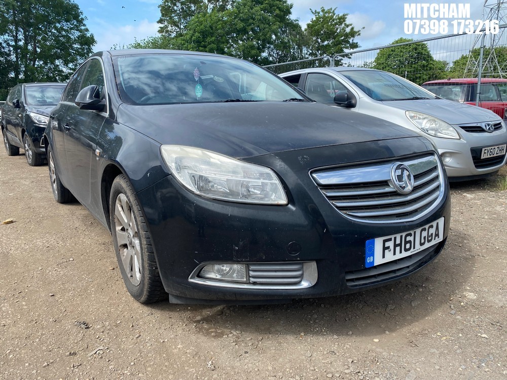 Location: Mitcham - 2012 VAUXHALL INSIGNIA SRI TURBO 5 Door Hatchback REG: FH61GGA, Keys: No, MOT Expiry date: 02/03/2026, 1598 Petrol, 6 Speed Manual Petrol, Former Keepers: 4