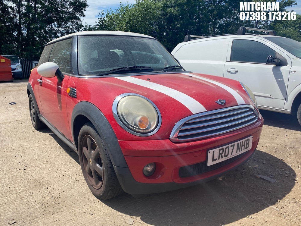 Location: Mitcham - 2007 MINI COOPER 3 Door Hatchback REG: LR07NHB, Keys: No, MOT Expiry date: 27/02/2026, 1598 Petrol, 6 Speed Manual Petrol, Former Keepers: 8