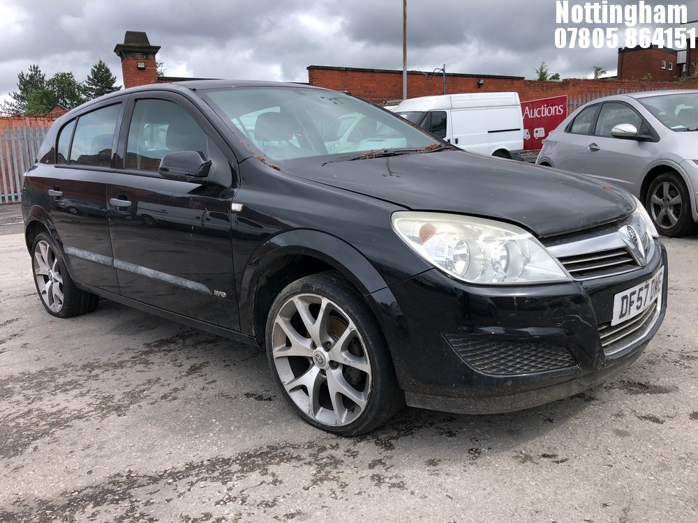 Location: Nottingham - 2008 VAUXHALL ASTRA LIFE CDTI 5 Door Hatchback REG: DF57DWE, Keys: No, MOT Expiry date: 22/10/2025, 1248 Diesel, 6 Speed Manual Diesel, Former Keepers: 4