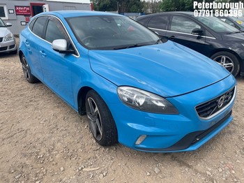 Location: Peterborough - 2013 VOLVO V40 R-DESIGN D2 5 Door Hatchback REG: NG13KYY, Keys: No, MOT Expiry date: 09/05/2026, 1560 Diesel, 6 Speed Manual Diesel, Former Keepers: 5