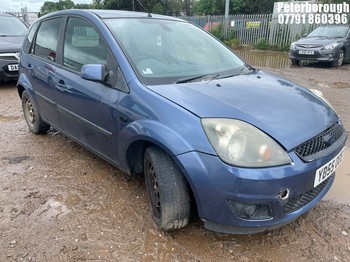Location: Peterborough - 2006 FORD FIESTA GHIA 5 Door Hatchback REG: YD55OCE, Keys: No, MOT Expiry date: 28/03/2026, 1388 Petrol, 5 Speed Manual Petrol, Former Keepers: 18