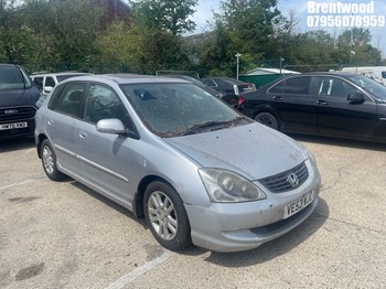 Location: Brentwood - 2004 HONDA CIVIC VTEC EXECUTIVE 5 Door Hatchback REG: VE53WJC, Keys: No, MOT Expiry date: 05/05/2026, 1590 Petrol, 5 Speed Manual Petrol, Former Keepers: 11