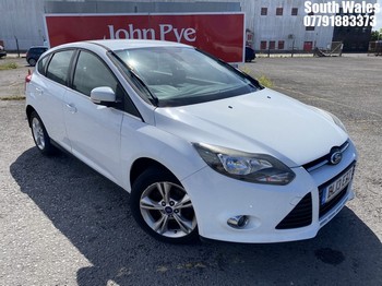 Location: South Wales - 2013 FORD FOCUS ZETEC TDCI 5 Door Hatchback REG: BL13EZZ, Keys: No, MOT Expiry date: 16/06/2026, 1560 Diesel, 6 Speed Manual Diesel, Former Keepers: 3