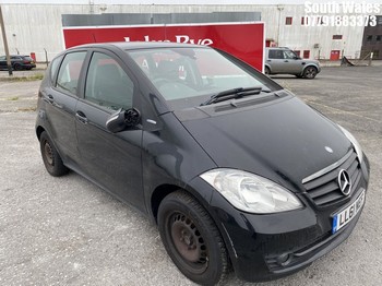 Location: South Wales - 2011 MERCEDES-BENZ A160 BLUEEFF-Y CLASSIC SE 5 Door Hatchback REG: LL61NEF, Keys: No, MOT Expiry date: 24-04-2026, 1498 Petrol, 5 Speed Manual Petrol, Former Keepers: 5