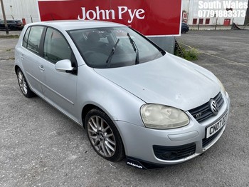 Location: South Wales - 2007 VOLKSWAGEN GOLF 5 Door Hatchback REG: CN07DZT, Keys: No, MOT Expiry date: 17-02-2025, 1968 Diesel, MANUAL, Former Keepers: 5