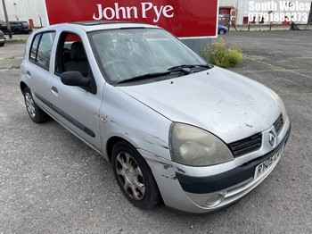 Location: South Wales - 2005 RENAULT CLIO EXPRESSION 16V AUTO 5 Door Hatchback REG: RY05CVV, Keys: No, MOT Expiry date: 28-01-2026, 1390 Petrol, 4 Speed Auto Petrol, Former Keepers: 5