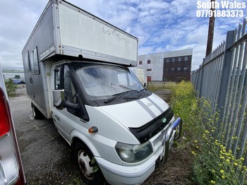 Location: South Wales - 2003 FORD TRANSIT 350 LWB BI-FUEL Motor Caravan REG: MV53PLJ, Keys: No, MOT Expiry date: 09-05-2025, 2295 Gas Bi Fuel, 5 Speed Manual Petrol/Gas, Former Keepers: 5