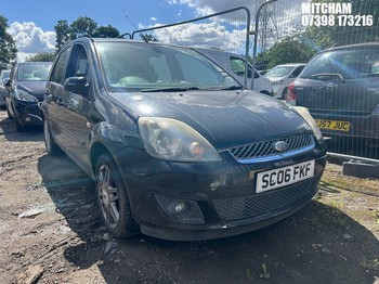 Location: Mitcham - 2006 FORD FIESTA GHIA 5 Door Hatchback REG: SC06FKF, Keys: No, MOT Expiry date: 25/07/2025, 1388 Petrol, 5 Speed Manual Petrol, Former Keepers: 6