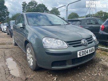 Location: Mitcham - 2004 VOLKSWAGEN GOLF FSI SE 5 Door Hatchback REG: ED04HAN, Keys: No, MOT Expiry date: 14/08/2025, 1598 Petrol, 6 Speed Manual Petrol, Former Keepers: 10