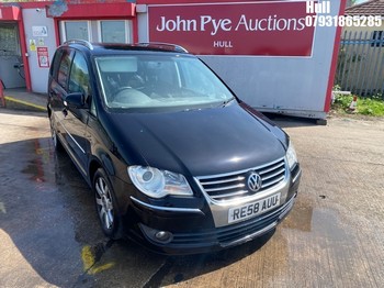 Location: Hull - 2008 VOLKSWAGEN TOURAN SPORT TDI 140 AUTO MPV REG: RE58AUU, Keys: No, MOT Expiry date: 22/09/2025, 1968 Diesel, 6 Speed Auto Diesel, Former Keepers: 4