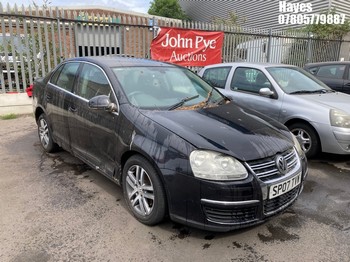Location: Hayes - 2007 VOLKSWAGEN JETTA SE FSI 4 Door Saloon REG: SP07TVW, Keys: No, MOT Expiry date: 12/12/2025, 1598 Petrol, 6 Speed Manual Petrol, Former Keepers: 8