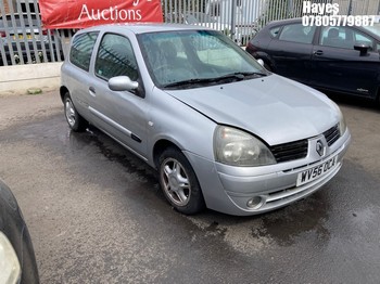 Location: Hayes - 2006 RENAULT CLIO CAMPUS SPORT 3 Door Hatchback REG: WV56OCA, Keys: No, MOT Expiry date: 17/04/2026, 1149 Petrol, 5 Speed Manual Petrol, Former Keepers: 6