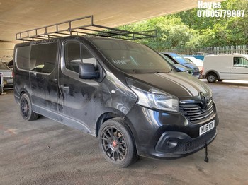 Location: Hayes - 2015 RENAULT TRAFIC SL27 SPORT DCI Panel Van REG: NU15YTN, Keys: No, MOT Expiry date: 02/11/2026, 1598 Diesel, 6 Speed Manual Diesel, Former Keepers: 5