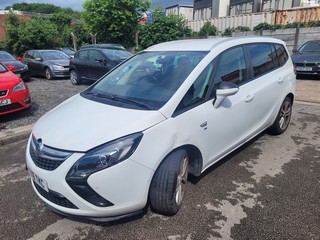 Location: St Helens - 2016 VAUXHALL ZAFIRA TOURER SRI TURBO 5 Door MPV REG: FV16TKC, Keys: Yes, MOT Expiry date: 07/05/2026, 1364 CC Petrol, 6 Speed Manual Petrol, Former Keepers: 1