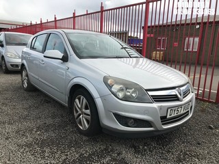Location: Edinburgh - 2007 VAUXHALL ASTRA SXI 5 Door Hatchback REG: DY57VUD, Keys: No, MOT Expiry date: 18/02/2026, 1598 Petrol, 5 Speed Manual Petrol, Former Keepers: 5