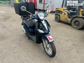 Location: Mitcham - 2020 PIAGGIO LIBERTY 125 Scooter REG: LB20KTA, Keys: No, MOT Expiry date: 08/12/2025, 124 Petrol, AUTOMATIC, Former Keepers: 3