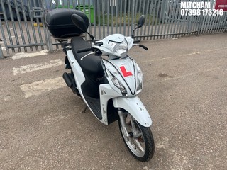 Location: Mitcham - 2019 HONDA NSC 110 MPD-K Motorcycle REG: KP69NUA, Keys: No, MOT Expiry date: 19/10/2023, 108 Petrol, AUTOMATIC, Former Keepers: 2
