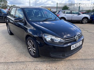 Location: Brentwood - 2010 VOLKSWAGEN GOLF SE TDI S-A 5 Door Hatchback REG: HJ60ZCL, Keys: No, MOT Expiry date: 20/05/2026, 1598 Diesel, 7 Speed S-Auto Diesel, Former Keepers: 4