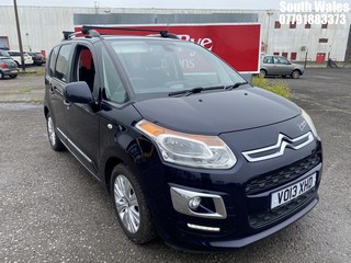 Location: South Wales - 2013 CITROEN C3 PICASSO EXCLUSIVE HDI MPV REG: VO13XHD, 1560cc DIESEL, 5 SPEED MANUAL DIESEL, Former Keepers: 3, Keys: Yes, MOT Expiry date: 13/11/2025