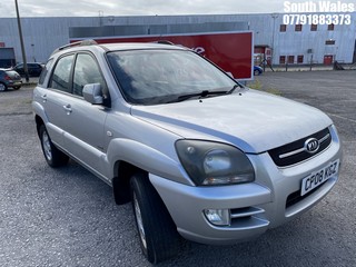 Location: South Wales - 2008 KIA SPORTAGE XR 4WD Estate REG: CF08KGZ, Keys: No, MOT Expiry date: 09/10/2025, 1975 Petrol, 5 Speed Manual Petrol, Former Keepers: 2