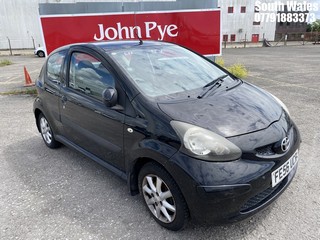 Location: South Wales - 2006 TOYOTA AYGO BLACK VVT-I 3 Door Hatchback REG: FE56UCR, Keys: No, MOT Expiry date: 02/08/2025, 998 Petrol, 5 Speed Manual Petrol, Former Keepers: 11