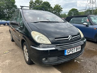 Location: Mitcham - 2007 CITROEN XSARA PICASSO EXCL 110 Estate REG: GP07BVV, Keys: No, MOT Expiry date: 15/02/2025, 1560 Diesel, 5 Speed Manual Diesel, Former Keepers: 3