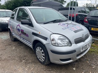 Location: Mitcham - 2005 TOYOTA YARIS T2 3 Door Hatchback REG: RV05YLR, Keys: No, MOT Expiry date: 29/01/2026, 998 Petrol, 5 Speed Manual Petrol, Former Keepers: 12