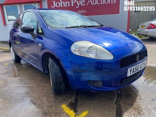 Location: Hull - 2007 FIAT GRANDE PUNTO ACTIVE 65 3 Door Hatchback REG: YA56KCN, Keys: Yes, MOT Expiry date: 02/02/2027, 1242 Petrol, 5 Speed Manual Petrol, Former Keepers: 3