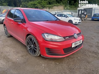 Location: Leeds - 2014 VOLKSWAGEN GOLF SE BLUEMOTION TECH T 5 Door Hatchback REG: YB14XHO, 1598cc Diesel, 7 Speed S-Auto Diesel, Former Keepers: 6, Keys: Yes, MOT Expiry date: 11-07-2026
