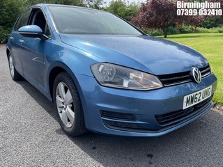 Location: Birmingham - 2013 VOLKSWAGEN GOLF SE BLUEMOTION TECH T 5 Door Hatchback REG: MW62UNG, 1395 Petrol, 6 Speed Manual Petrol, Former Keepers: 3, Keys: Yes, MOT Expiry date: 03/12/2025
