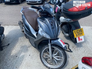 Location: Mitcham - 2016 PIAGGIO MEDLEY 125 Scooter REG: LP16UJD, Keys: No, MOT Expiry date: 24/07/2026, 125 Petrol, Automatic, Former Keepers: 7