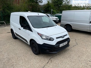 Location: Brentwood - 2017 FORD TRANSIT CONNECT 200 ECONE Panel Van REG: LL66GGK, Keys: No, MOT Expiry date: 10/12/2025, 1499 Diesel, 5 Speed Manual Diesel, Former Keepers: 2