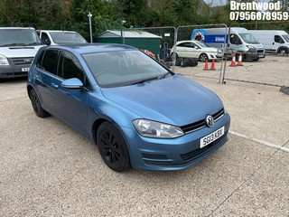 Location: Brentwood - 2013 VOLKSWAGEN GOLF SE BLUEMOTION TECH T 5 Door Hatchback REG: SG13KBX, Keys: No, MOT Expiry date: 03/07/2026, 1395 Petrol, 6 Speed Manual Petrol, Former Keepers: 5