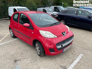 Location: Brentwood - 2010 PEUGEOT 107 URBAN 5 Door Hatchback REG: EA10VCV, Keys: No, MOT Expiry date: 26/03/2025, 998 Petrol, 5 Speed Manual Petrol, Former Keepers: 4