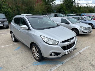 Location: Brentwood - 2010 HYUNDAI IX35 PREMIUM 2WD CRDI 134 Estate REG: DE60PXC, Keys: No, MOT Expiry date: 24/11/2025, 1995 Diesel, 6 Speed Manual Diesel, Former Keepers: 7