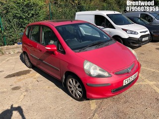 Location: Brentwood - 2007 HONDA JAZZ SE 5 Door Hatchback REG: CV57UNN, Keys: No, MOT Expiry date: 08/04/2026, 1339 Petrol, 5 Speed Manual Petrol, Former Keepers: 9