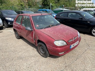 Location: Brentwood - 2003 CITROEN SAXO 1.1I DESIRE 3 Door Hatchback REG: LN03XUL, Keys: No, MOT Expiry date: 19/02/2026, 1124 Petrol, 5 Speed Manual Petrol, Former Keepers: 2