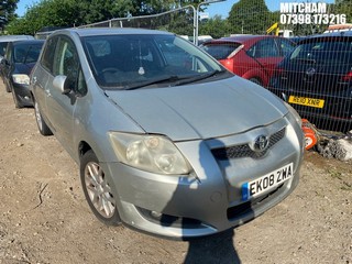 Location: Mitcham - 2008 TOYOTA AURIS T3 VVT-I 5 Door Hatchback REG: EK08ZWA, Keys: No, MOT Expiry date: 27/01/2025, 1598 Petrol, 5 Speed Manual Petrol, Former Keepers: 5