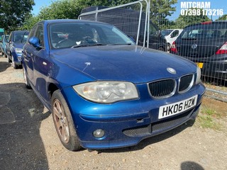 Location: Mitcham - 2006 BMW 116 I SE 5 Door Hatchback REG: HK06HZW, Keys: No, MOT Expiry date: 27/02/2026, 1596 Petrol, 6 Speed Manual Petrol, Former Keepers: 11