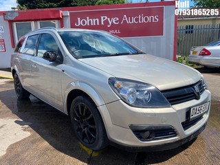 Location: Hull - 2007 VAUXHALL ASTRA DESIGN AUTO Estate REG: DA56EUU, Keys: No, MOT Expiry date: 20/06/2026, 1796 Gas Bi Fuel, 4 Speed Auto Petrol, Former Keepers: 10