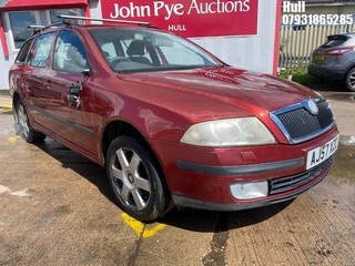 Location: Hull - 2007 SKODA OCTAVIA ELEGANCE TDI PD8V Estate REG: AJ57XZC, Keys: No, MOT Expiry date: 05/10/2025, 1896 Diesel, 6 Speed Manual Diesel, Former Keepers: 7