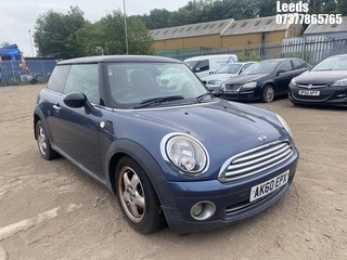 Location: Leeds - 2010 MINI COOPER 3 Door Hatchback REG: AK60EPX, Keys: No, MOT Expiry date: 20-05-2025, 1598 Petrol, 6 Speed Manual Petrol, Former Keepers: 9