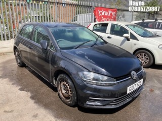 Location: Hayes - 2017 VOLKSWAGEN GOLF S TSI BMT 5 Door Hatchback REG: GD17YZE, Keys: No, MOT Expiry date: 26/02/2026, 999 Petrol, 5 Speed Manual Petrol, Former Keepers: 2