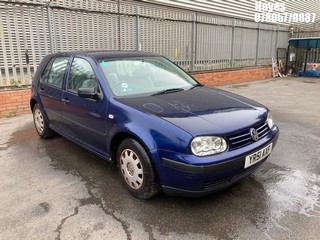 Location: Hayes - 2001 VOLKSWAGEN GOLF SE 5 Door Hatchback REG: YR51AXF, Keys: No, MOT Expiry date: 04/06/2025, 1598 Petrol, 5 Speed Manual Petrol, Former Keepers: 5
